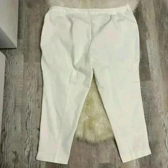 Vince Camuto white flap pocket cropped pants sz 24w - Picture 6 of 8